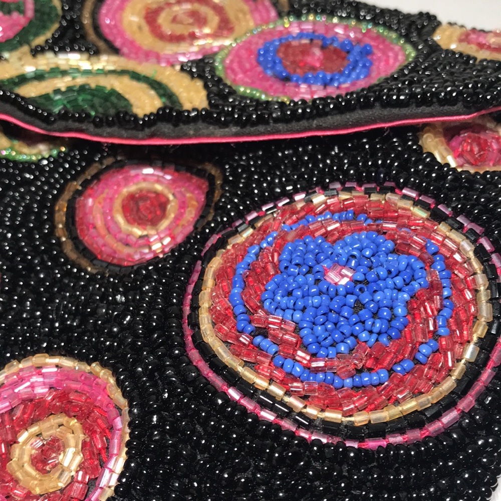 Christina multi beaded baguette bag w suede strap - Picture 14 of 15